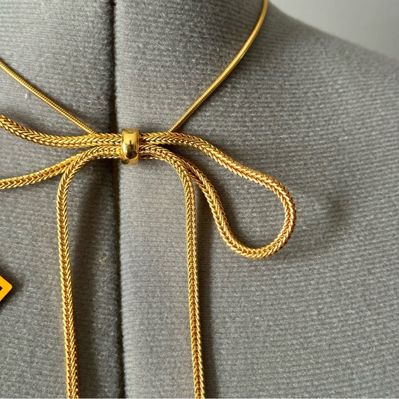 YSL New With Tags Bow Necklace - Picture 3 of 3